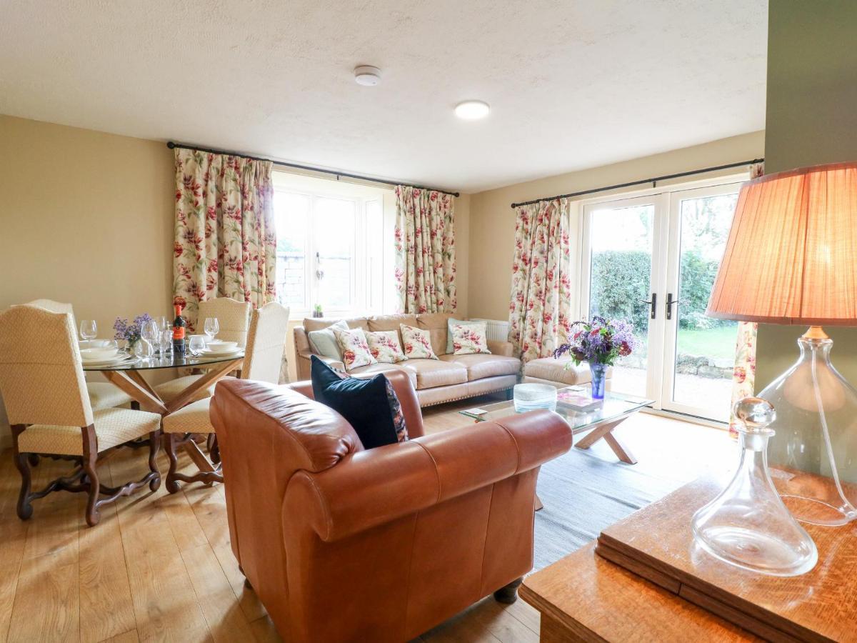 Bluebell Cottage Rugeley Buitenkant foto