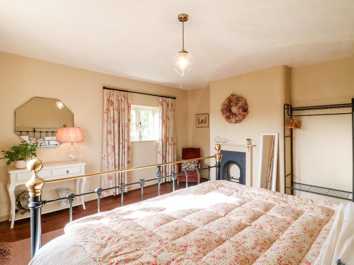 Bluebell Cottage Rugeley Buitenkant foto